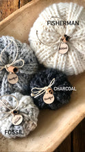 Load image into Gallery viewer, Knitted Pumpkins