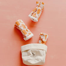 Load image into Gallery viewer, Chicken Burp Cloth Set