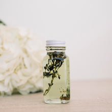 Load image into Gallery viewer, Oily Blends Bath Oil