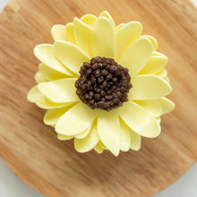 Load image into Gallery viewer, Bath Flower Soap