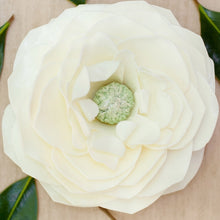 Load image into Gallery viewer, Bath Flower Soap
