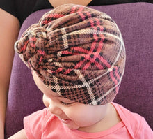 Load image into Gallery viewer, Swirl Top Knit Jersey Turban