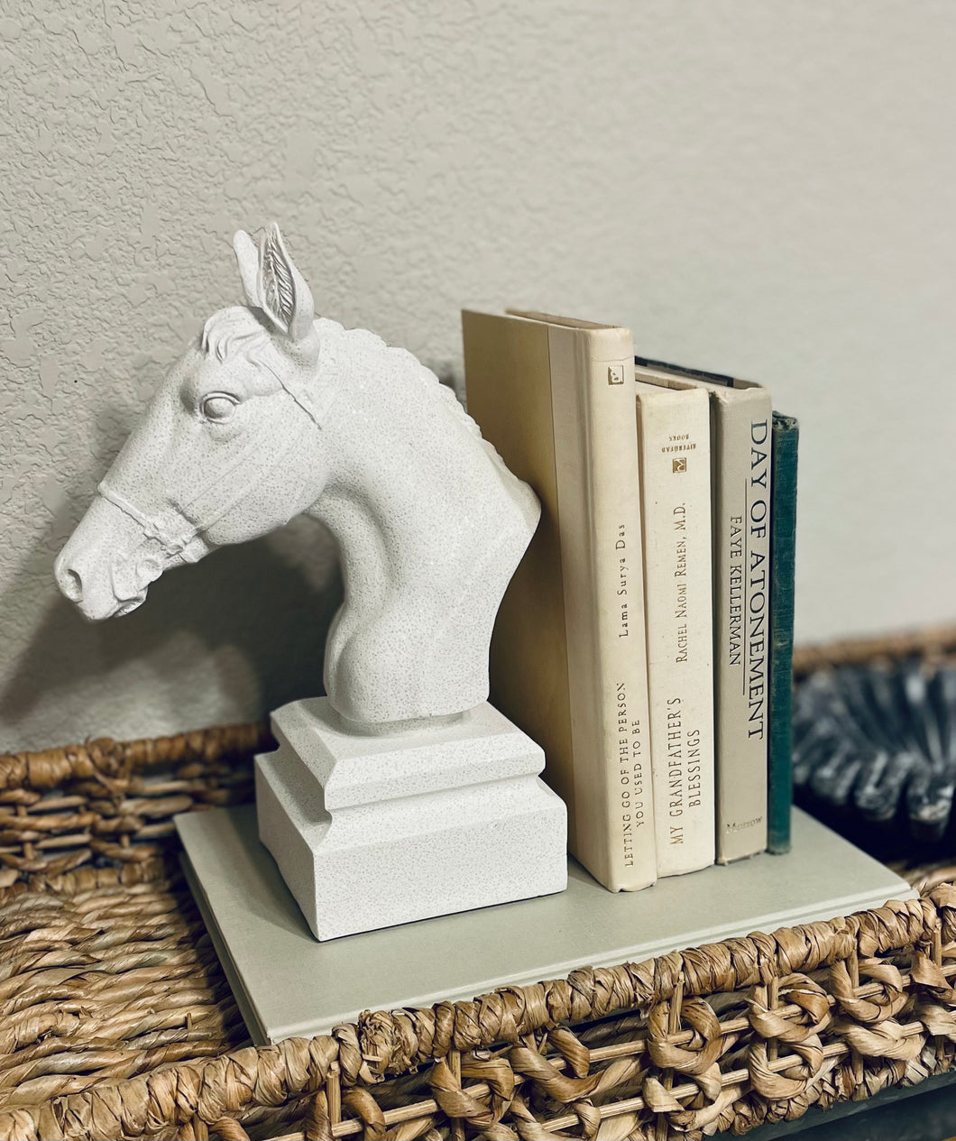White Shimmer Horse Bust