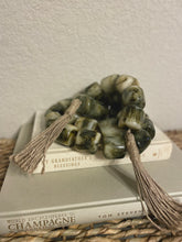 Load image into Gallery viewer, Banded Stone Table Strand