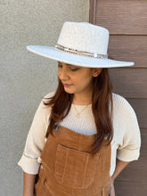Load image into Gallery viewer, Dundee | Felt Fedora with Python Accent Band - Black &amp; White Interiors