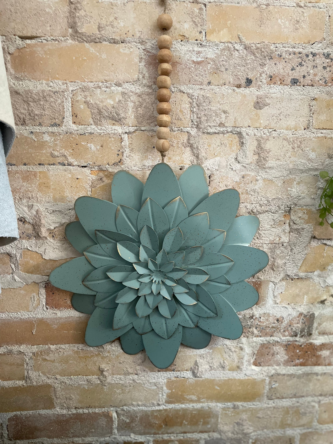Green Metal Wall Flower