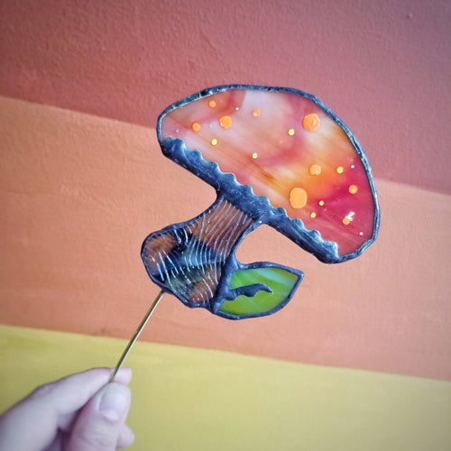 Stained Glass Mushroom w/ Leaf Stake