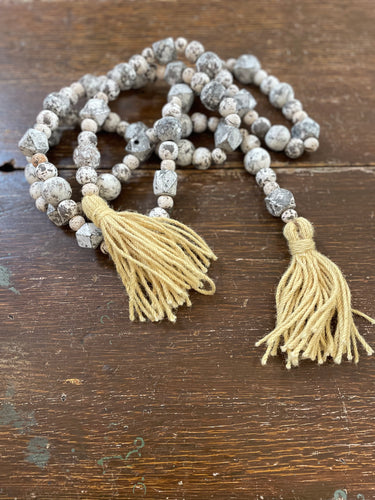 Wood Beaded Garland-White/Dark Gray